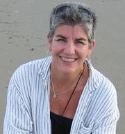 sandy_at_beach_2.jpg