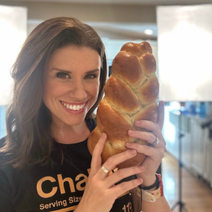 MandyliciousHeadshot2025