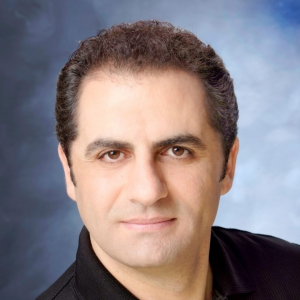 YeghisheManucharyanHeadshot