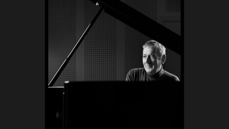 Live Performance: Yoni Rechter Retrospective